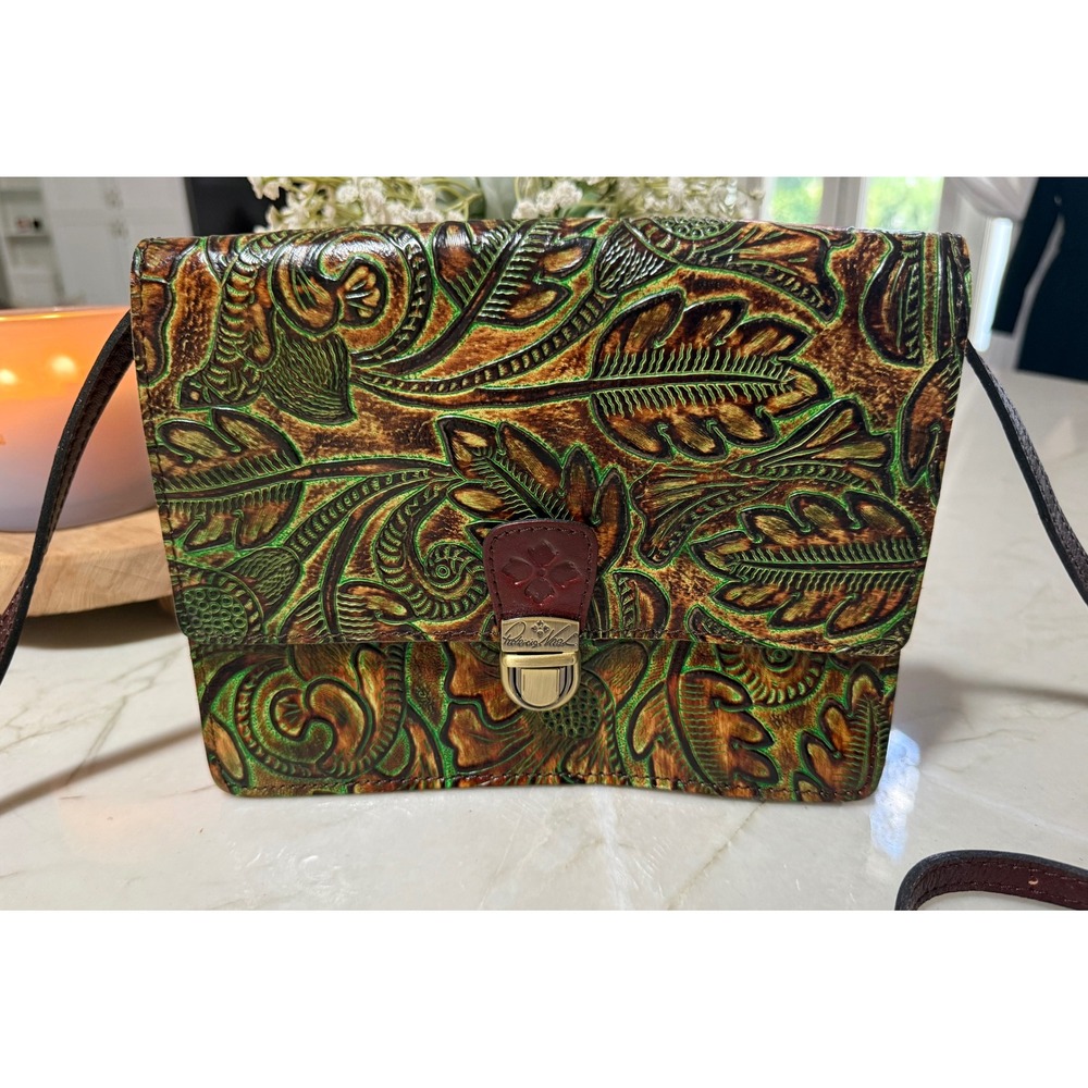 Patricia Nash Laurentina Tooled Leather Green Tan Floral Crossbody Purse Wallet